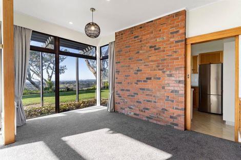 Photo of property in 11 Puketaha Road, Swanson, Auckland, 0816
