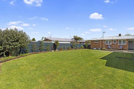 Photo of property in 99 Mount View Road, Melville, Hamilton, 3206