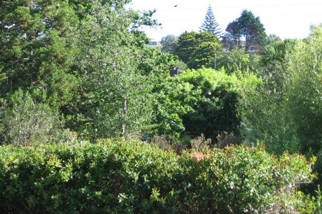 Photo of property in 40 Dundale Avenue, Blockhouse Bay, Auckland, 0600