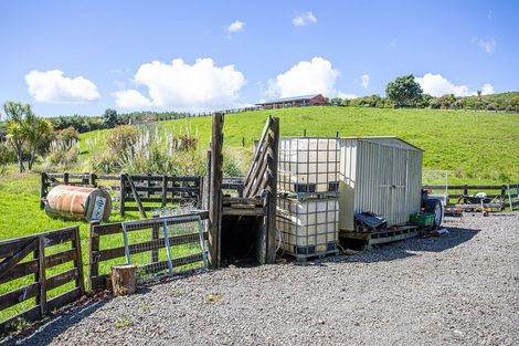 Photo of property in 2708 Kaipara Coast Highway, Glorit, Warkworth, 0984