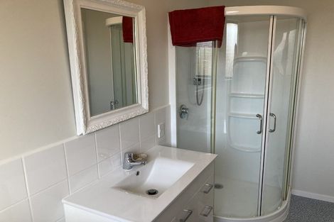 Photo of property in 84b Jeffreys Road, Fendalton, Christchurch, 8052