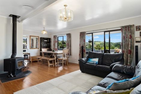 Photo of property in 14a Dunton Drive, Welcome Bay, Tauranga, 3112