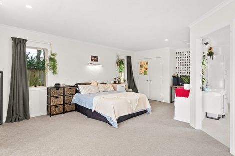 Photo of property in 123 Kent Street, Carterton, 5713