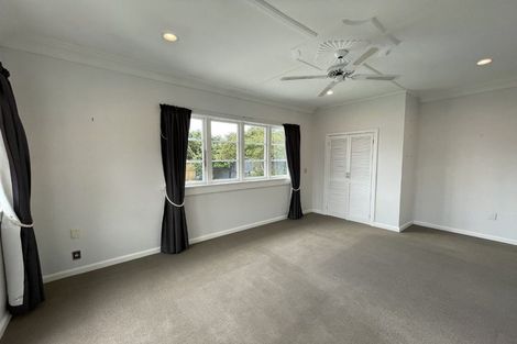 Photo of property in 807 Jervois Street, Mayfair, Hastings, 4122