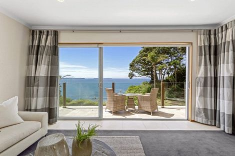 Photo of property in 24 Cliff Road, Torbay, Auckland, 0630