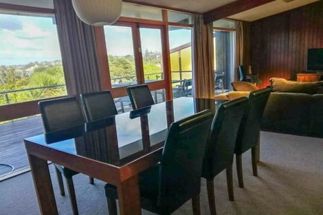 Photo of property in 13 Churchill Road, Murrays Bay, Auckland, 0630