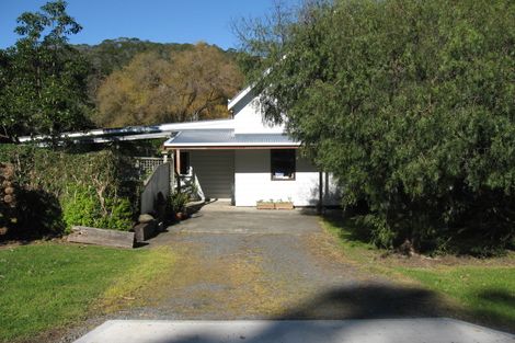 Photo of property in 29 Florance Avenue, Russell, 0202