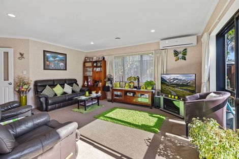 Photo of property in 21 Kahira Crescent, Papamoa Beach, Papamoa, 3118