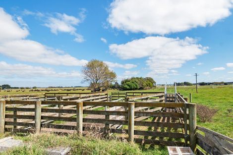 Photo of property in 3125 State Highway 1, Sanson, Palmerston North, 4479