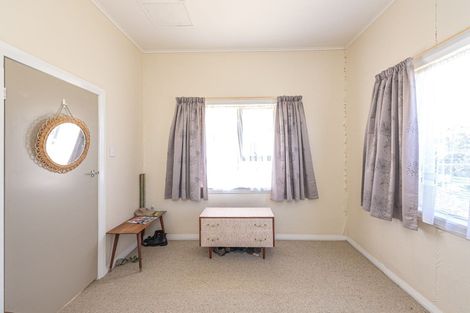 Photo of property in 21 Hood Street, Castlecliff, Whanganui, 4501