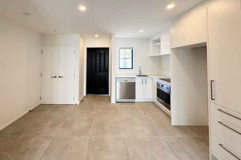 Photo of property in 7/92 Peterborough Street, Christchurch Central, Christchurch, 8013