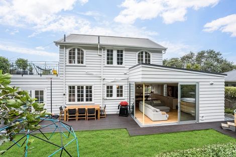 Photo of property in 32 Mccoll Street, Vogeltown, Wellington, 6021