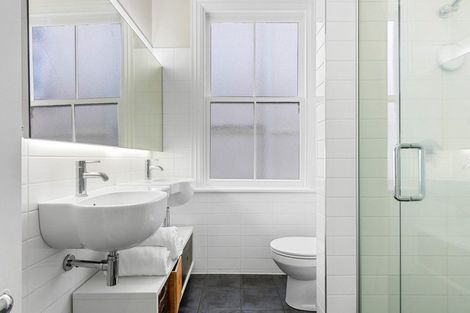 Photo of property in 26 Owen Street, Newtown, Wellington, 6021