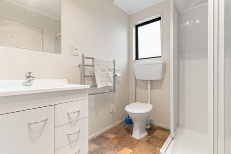 Photo of property in 15 Lowes Place, Solway, Masterton, 5810