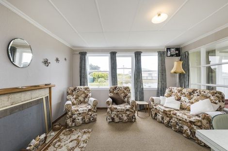 Photo of property in 670 Waitarere Beach Road, Waitarere Beach, Levin, 5510