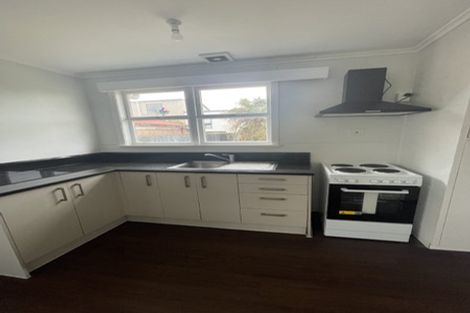 Photo of property in 12 Mawney Road, Henderson, Auckland, 0610