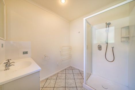 Photo of property in 13 Carlow Grove, Birchville, Upper Hutt, 5018