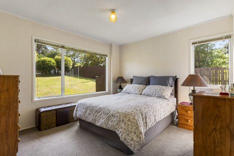 Photo of property in 30 Ganymede Place, Half Moon Bay, Auckland, 2012