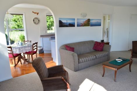 Photo of property in 2b Mahoe Street, Otaki Beach, Otaki, 5512