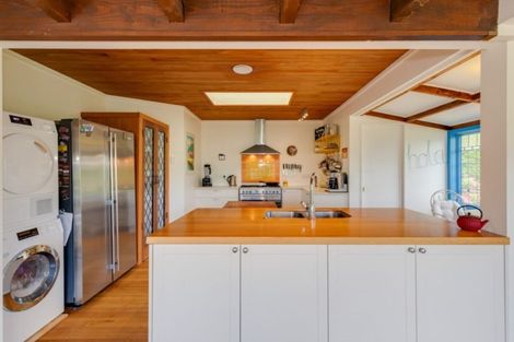 Photo of property in 124 Marine Drive, Diamond Harbour, Lyttelton, 8971