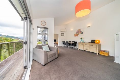 Photo of property in 20 Cosgrove Rise, Riverstone Terraces, Upper Hutt, 5018