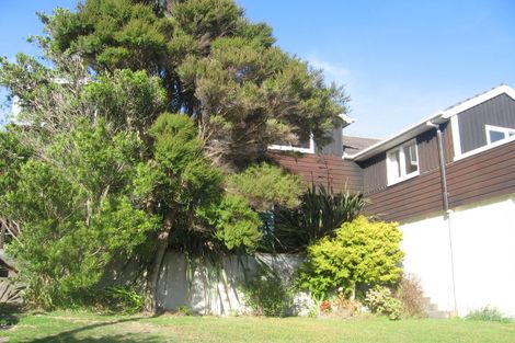 Photo of property in 6 Luff Place, Whitby, Porirua, 5024