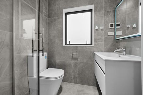 Photo of property in 26 Minhas Road, Papakura, 2110