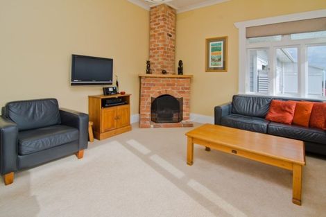 Photo of property in 54 Quadrant Road, Onehunga, Auckland, 1061