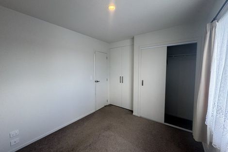 Photo of property in 21 Wharetana Crescent, New Lynn, Auckland, 0600