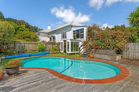 Photo of property in 16 Score Road, Inner Kaiti, Gisborne, 4010