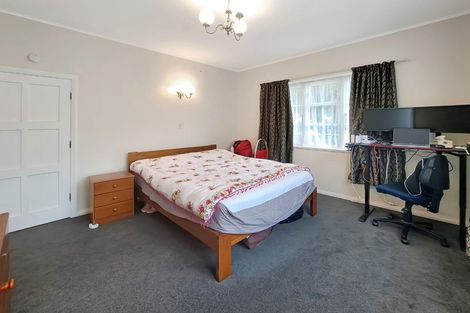 Photo of property in 22 Malone Road, Waterloo, Lower Hutt, 5011