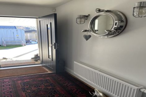 Photo of property in 4 Ruahine Street, Trentham, Upper Hutt, 5018