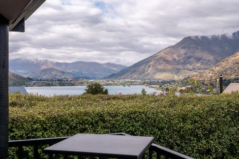 Photo of property in 1 Highview Terrace, Queenstown, 9300