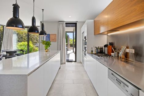 Photo of property in 1/141 Peterborough Street, Christchurch Central, Christchurch, 8013