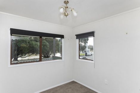 Photo of property in 65 Esplanade, Kaiti, Gisborne, 4010