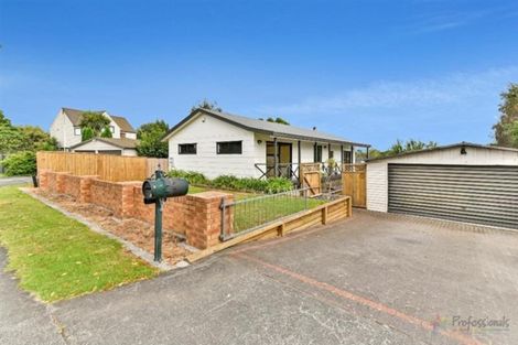 Photo of property in 4 Tington Avenue, Wattle Downs, Auckland, 2103