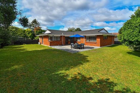 Photo of property in 3 Donegan Place, Conifer Grove, Takanini, 2112