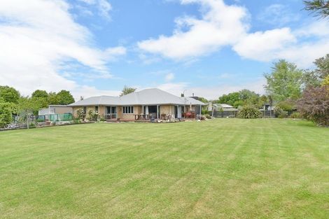 Photo of property in 9 Riverside Way, Amberley, 7410