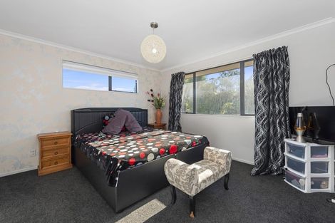 Photo of property in 9 Jersey Place, Grandview Heights, Hamilton, 3200