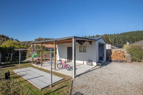 Photo of property in 7 Alice Burn Drive, Luggate, Cromwell, 9383