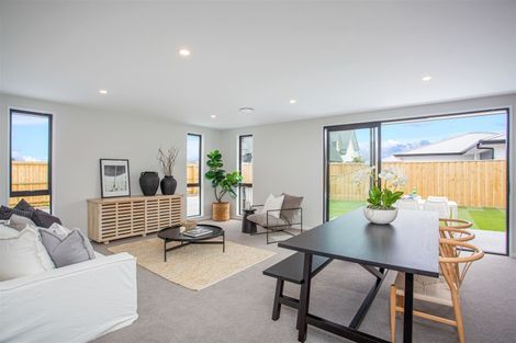 Photo of property in 6 Classic Lane, Rolleston, 7614