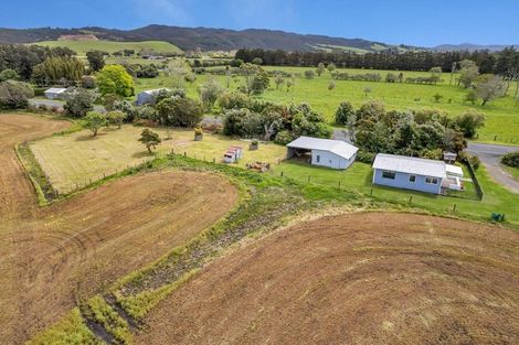 Photo of property in 735 One Tree Point Road, Ruakaka, 0171