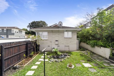 Photo of property in 2/47 Hogans Road, Glenfield, Auckland, 0629