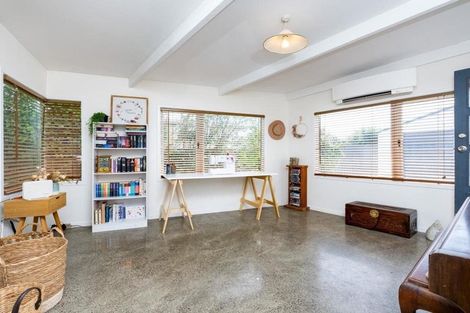 Photo of property in 27 Magdalen Crescent, Pirimai, Napier, 4112