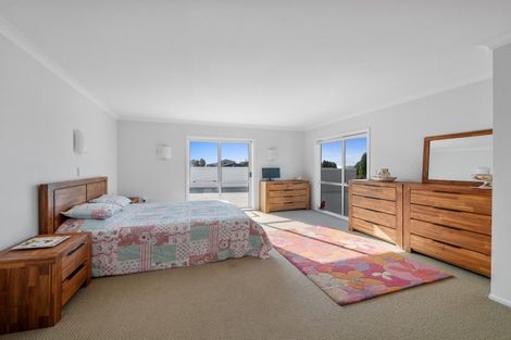 Photo of property in 138 Oceanbeach Road, Mount Maunganui, 3116