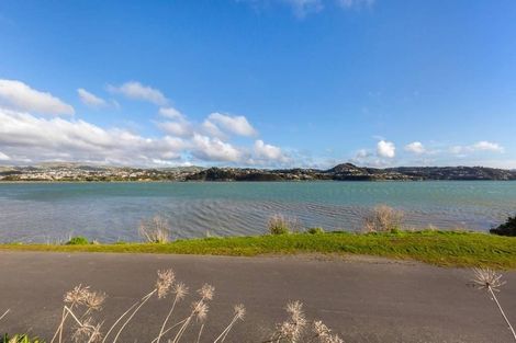 Photo of property in 19a Motukaraka Point, Pauatahanui, Porirua, 5381