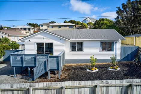 Photo of property in 10a Tuki Street, Titahi Bay, Porirua, 5022