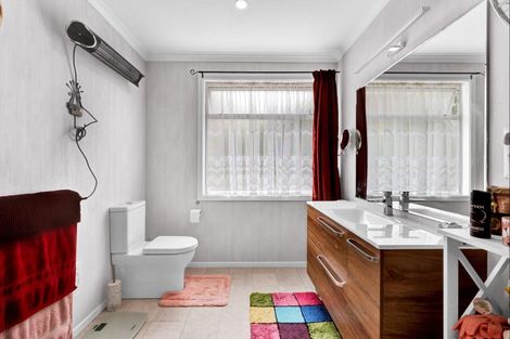 Photo of property in 339 Tukapa Street, Hurdon, New Plymouth, 4310