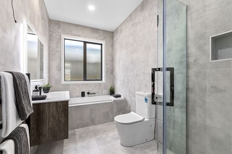 Photo of property in 26 Vinistra Road, Kumeu, 0810