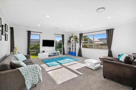 Photo of property in 6 Northpoint Way, Bell Block, New Plymouth, 4312
